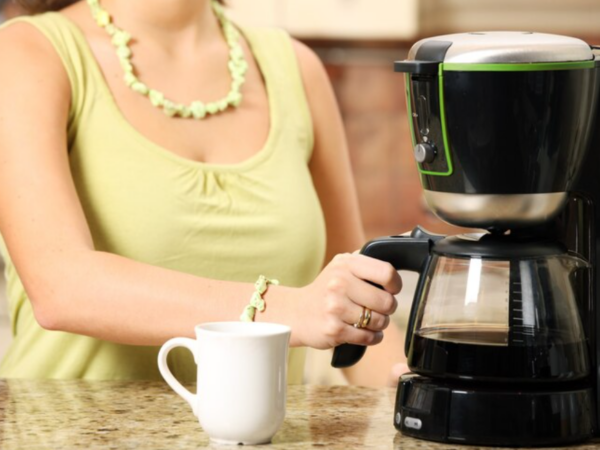 Quais as vantagens de uma cafeteira elétrica Britânia para o seu dia a dia?